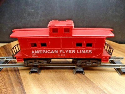 American Flyer S Gauge 35' American Flyer Lines 24636 Center Cupula Caboose - Image 1 of 4