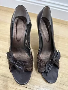 Y2K Tony Bianco Brown Leather Peep Toe Stiletto High Heels Faux Animal Skin 9 40 - Picture 1 of 10