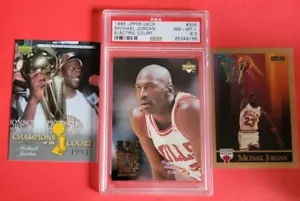 SCHEDA MICHAEL JORDAN 95 GRADO SUPERIORE PSA 8,5 quasi nuova di zecca + 90-91 skybox + inserto ud - Foto 1 di 8