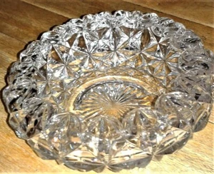 Cuenco rosa cristal bohemio de mediados del siglo XX - Imagen 1 de 3
