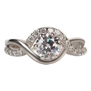 1.50Ct D/VVS1 Round Shape Solitaire With Accents Women's Ring In 14KT White Gold - Picture 1 of 8