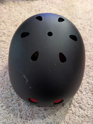 Casco de monopatín de bicicleta Triple Eight negro mate grande Foto 1 de 4