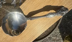 Oneida Cube Stainless MICHELANGELO 6-1/2" GRAVY LADLE - Picture 1 of 5
