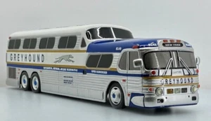 1:32 Scale GM PD-4501 SceniCruiser Greyhound 50th Anniversary - Hand Built - Picture 1 of 3