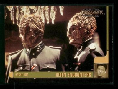 1998 SkyBox Star Trek Voyager Profiles #54 Harry Kim - Alien Encounter - Hirogen - Image 1 of 2