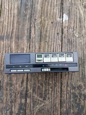 85-86 TOYOTA CRESSIDA CONTROLES DE AIRE ACONDICIONADO CALENTADOR OEM CON RELOJ MX73 SIN SUPER MONITOR  Foto 1 de 4