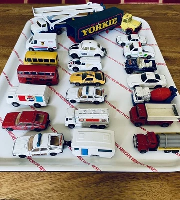 Lote de trabajo de autos diecast Corgi de colección Jaguar, Rover, Pontiac.  Foto 1 de 4