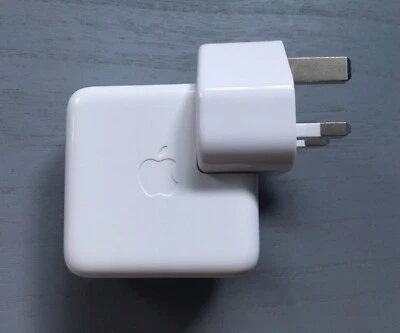 for iPod Classic 1st/2nd/3rd/4th Generation Fire Wire  ref.180 - Image 1 of 3