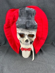 B6 Fun World Mask Skull in top hat w/ Large Red collar - Picture 1 of 7