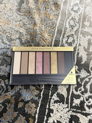 Max Factor X Masterpiece Nude Palette 002 Golden Nude - Image 1 of 2