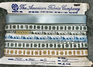 Lotto vintage di orlo ricamato verde blu oro anatra anatroccolo - Foto 1 di 4