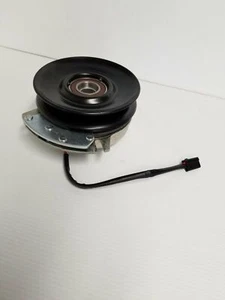 AM141833 John Deere OEM Electric PTO Clutch - Picture 1 of 2