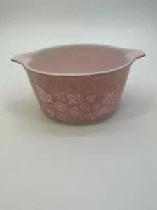 VTG PYREX PINK GOOSEBERRY BOWL - Picture 1 of 4