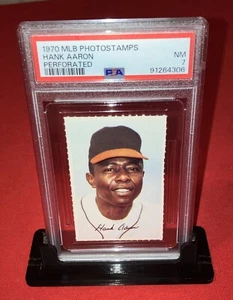 1970 Hank Aaron POP 1 raro Vs 1954 Topps PSA 7 Dell MLB sellos fotográficos sin precio base tarjeta como nueva - Imagen 1 de 2