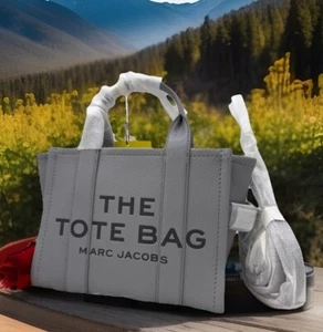 Auth NWT Marc Jacobs Women’s The Leather Small Tote In Wolf Gray Color 🌹 NEW🌹 - Picture 1 of 17