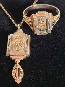 Vintage 10K Gold 1963 Class Ring Pendant Sz 7.5 Bellflower High Scool GF - Picture 1 of 8