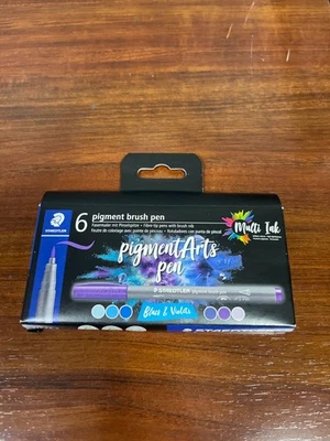 Staedtler 6 Pigmentos Cepillo Pluma Multi-Tinta Pigmento Artes Pluma Azul y Violetas Foto 1 de 2