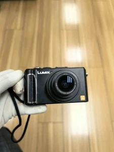 Panasonic LUMIX DMC-LX3 Black Digital Camera 90 NEW Personal Used - Picture 1 of 6