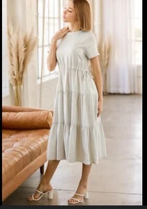 LULU'S Plenty of Luck Light Sage Tiered Short Sleeve Midi Dress Size M - Picture 1 of 15