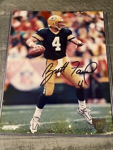 Green Bay Packers HOF Qb Brett Favre Signed Photo Halo And COA