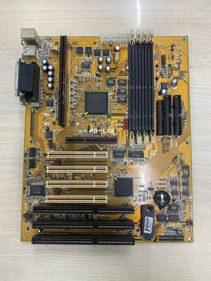 Scheda madre Slot1 ABIT AB-LX6 Intel 440LX - Immagine 1 di 4