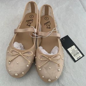 Art Class Size 2 Girls Ballet Style Slip On Shoe Beige With White Pearl Detail - Picture 1 of 7
