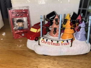Hawthorne Village Christmas Tree Lot Bradford Exchange Peanuts w/COA & Lucy - Picture 1 of 10