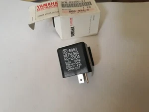 Original Yamaha Blinker Relais 12V 3Y8-83350-21 SR125 96-97 Mitsuba - Picture 1 of 2