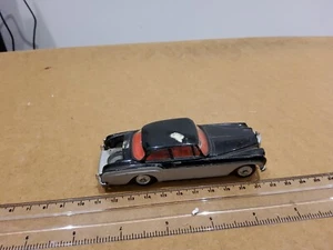 CORGI No.224 BENTLEY CONTINENTAL SPORTS SALOON ORIGINAL Missing Boot & Spare - Picture 1 of 7