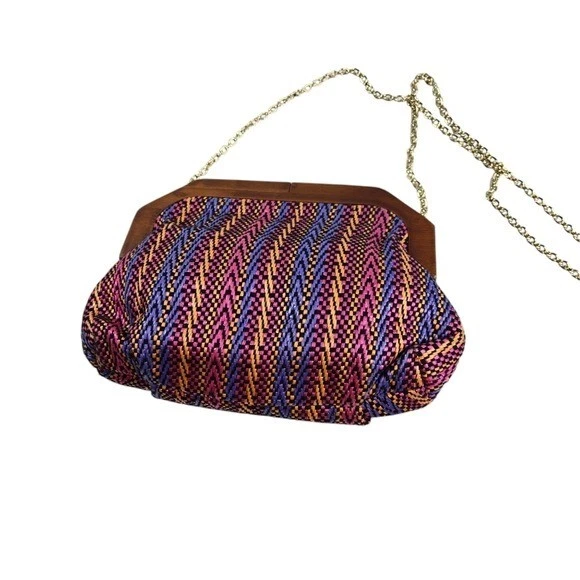Cartera bandolera de madera de tela a rayas tejida y2k de colección Foto 1 de 4