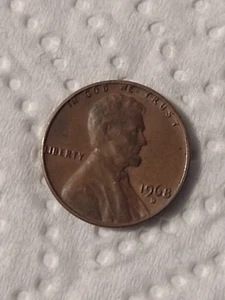 1968 D Lincoln Penny with Error on Top Rim, and "L" in Liberty on Rim - Picture 1 of 2