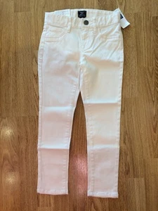 New w/Tags*GAP Girl's Brushed Khaki Pants*Size 5*Off-White/Ivory Frost - Picture 1 of 3
