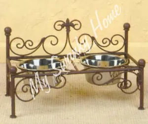 Iron FRENCH QUARTER Dog Pet Cat FEEDER Bowl Dish Fleur de Lis Antique Scroll - Picture 1 of 5