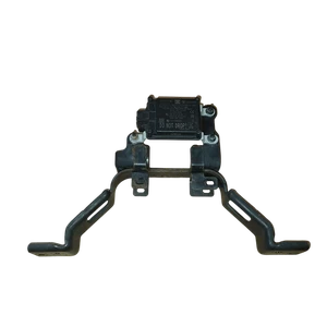 Genuine 2018-2020 Nissan Rogue Front Distance Radar Sensor (28438-5HK3A) - Picture 1 of 8