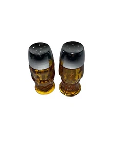 Set shaker sale pepe a nido d'ape vetro ambra georgiano vichingo vintage - Foto 1 di 6