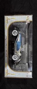 1935 Duesenberg SSJ, Blue & Silver - 1/32 Scale Diecast Signature Models #32318 - Picture 1 of 9