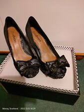 Ladies Evening Shoes Size 6