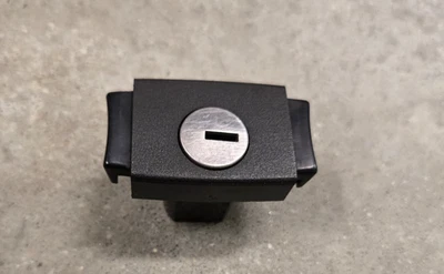 CHEVY BLAZER S10 FORD F150 BRONCO JEEP CONSOLE GLOVE BOX LOCK LATCH BLACK 78-96 Foto 1 de 4