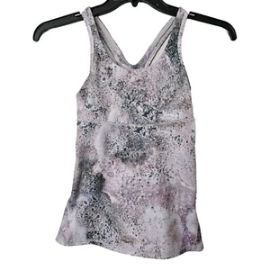 Lululemon Damen Racerback Tank Größe 4 Sugar Crush Multi Netzrücken nicht Cup - Bild 1 von 14