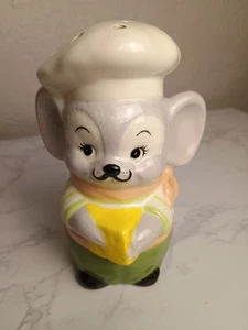 ALBERTA Mold Ceramic Mouse Parmesan Shaker Vintage 1977 French Chef With Menu - Picture 1 of 11