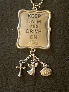 Llavero con dijes Keep Calm And Drive On - Imagen 1 de 6