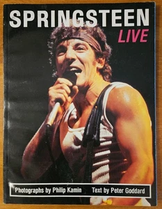 Bruce Springsteen Live 1984 Buchmagazin von Kamin (Fotos) & Goddard (Text) - Bild 1 von 10