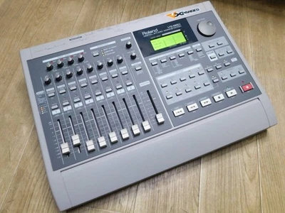 Roland VS-880 Multitrack Recorder Digital Studio Workstation V-XPANDED Japan - Image 1 of 2