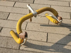 De colección PIVO Bicicleta Pluma Vástago Cuello Barras de Caída Dia-Compe Palancas de Freno Francia - Imagen 1 de 15