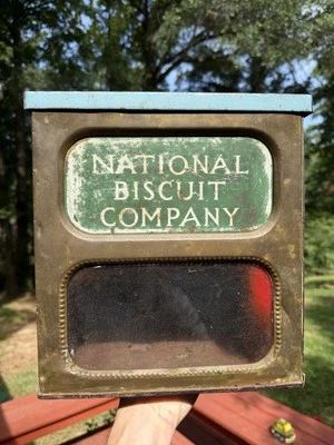 ANTIQUE PRIMITIVE NATIONAL BISCUIT BAKERY STORE ADVERTISING TIN CAKE Display BOX - Image 1 of 4