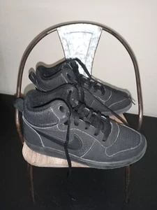 Preschool Nike Shoes - Picture 1 of 5