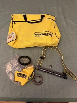 Carcasa submarina de video EWA-MARINE VDS para videocámaras/profundidades de 10 m (30 pies) Foto 1 de 4