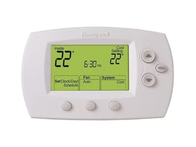 TH6220D1028/U Honeywell Focus Pro 6000 Programmable Thermostat - Image 1 of 2