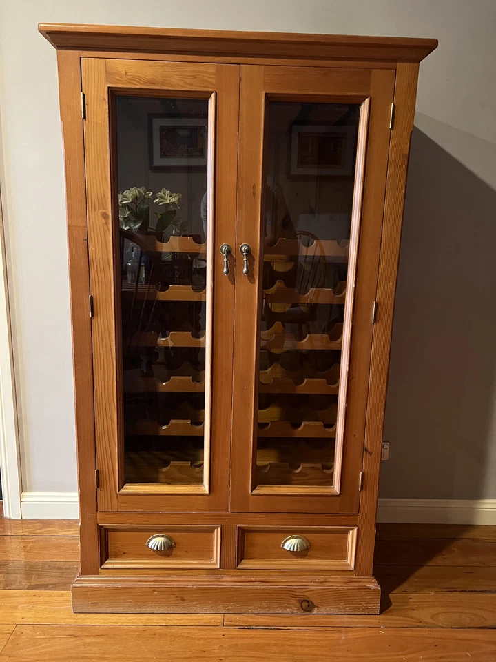 Timber wine cabinet Excellent condition - Recycled Oregon - image 1 of 4