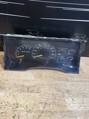 Velocímetro Chevy GMC Silverado 1995-1998 cuadro de instrumentos 311 k millas Foto 1 de 4